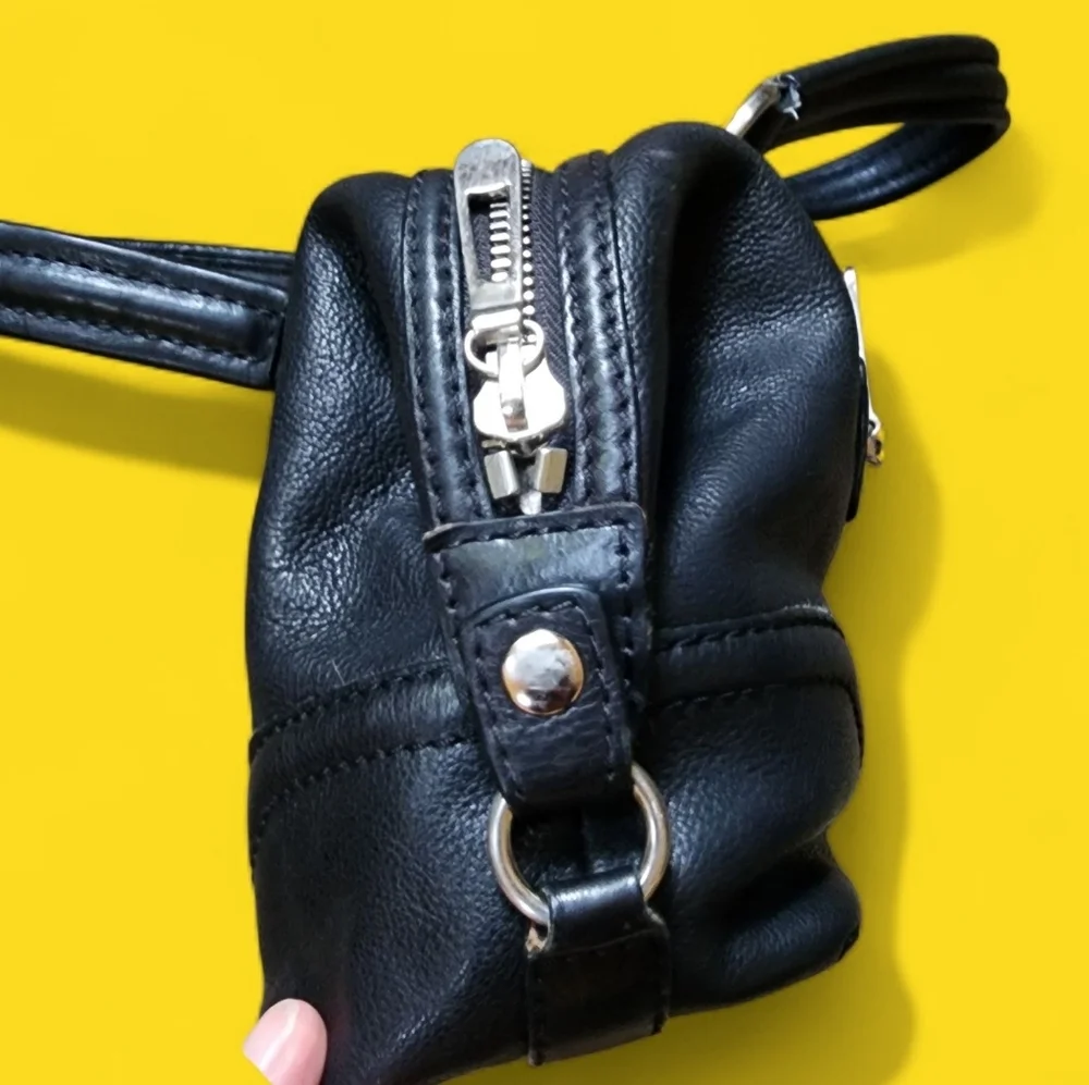 EUC Michael Kors Pebble Leather Chain Zip Satchel Bag Purse